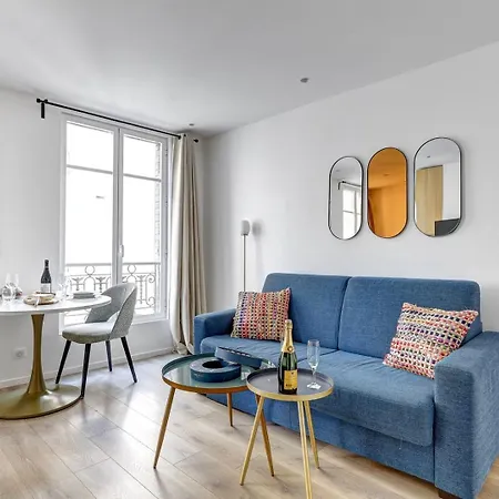 156 Marlene - Superbe à Paris.